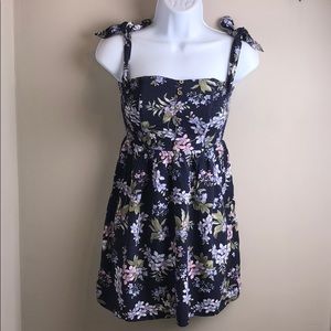 American Eagle XXS Navy Blue Floral Dress